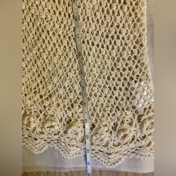 Elegant White Crochet Women Sweater - Picture 6 of 6